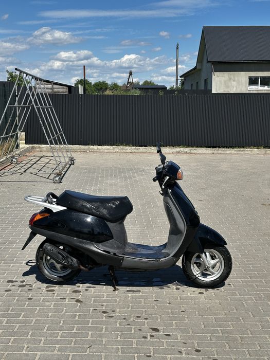 Honda lead af 48