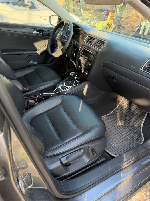 Volkswagen jetta 6