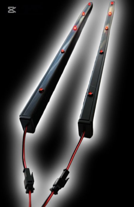 Listwa led RED Volvo Areo FH4/ FH5 (slupek drzwi )