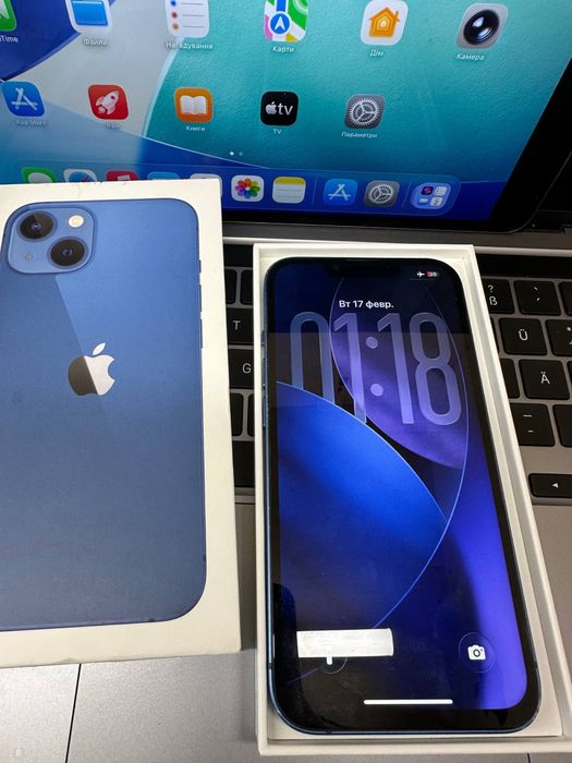 Продам телефон - айфон IPhone 13 256GB Blue