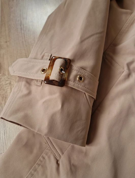 Nowy Beżowy trench a'la burberry 42
