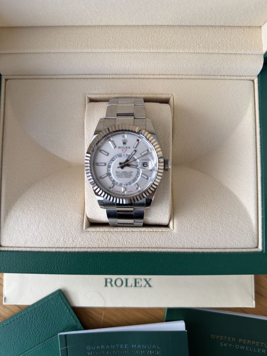 Rolex Sky Dweller, bardziej zaawansowany  od Datejust :)