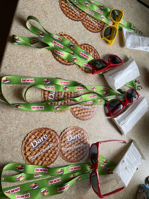 Okulary magnes smycze komplet