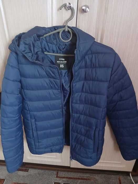 Куртка демисезонна,бв,на 44 розмір
