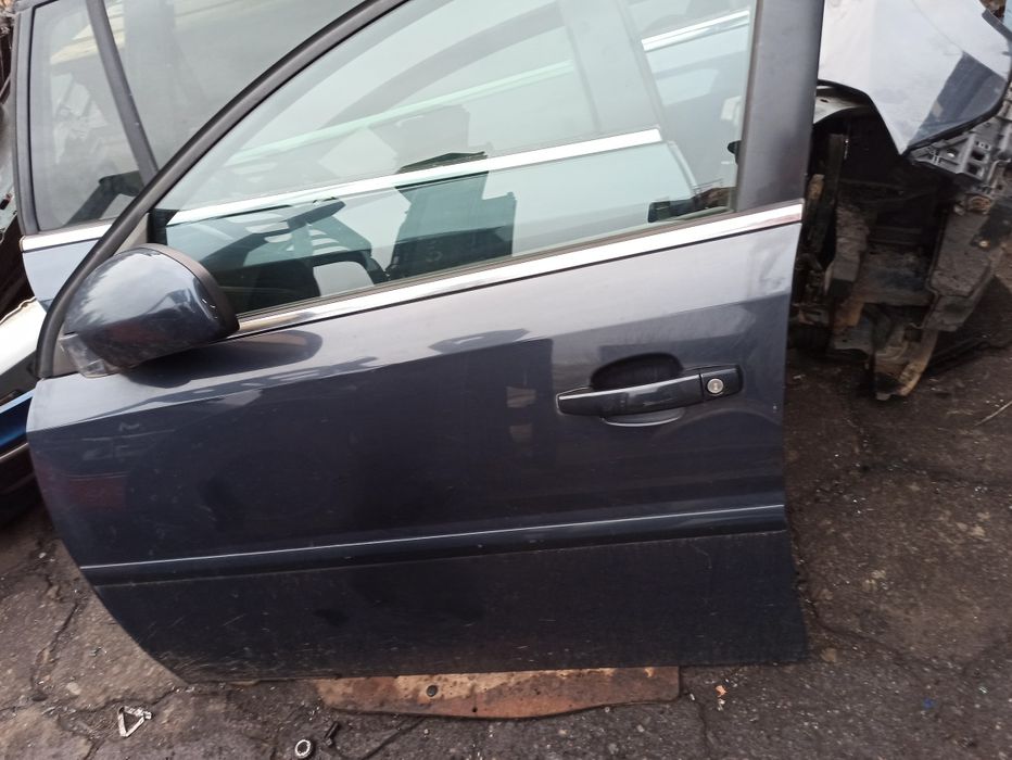 Z168 drzwi lewe prawe przód tył Opel Vectra c kombi lift błotnik