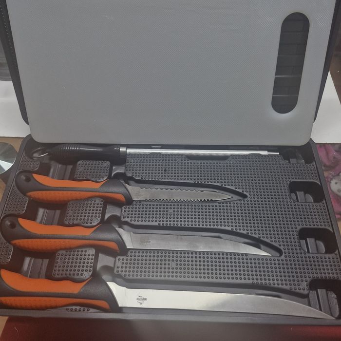 Zestaw noży myśliwskich