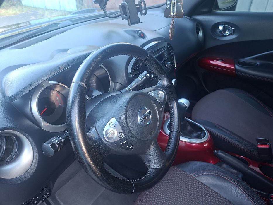 Продам Nisan Juke 2011