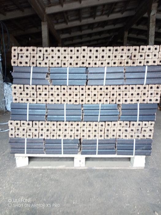 Паливні брикети Піні Кей