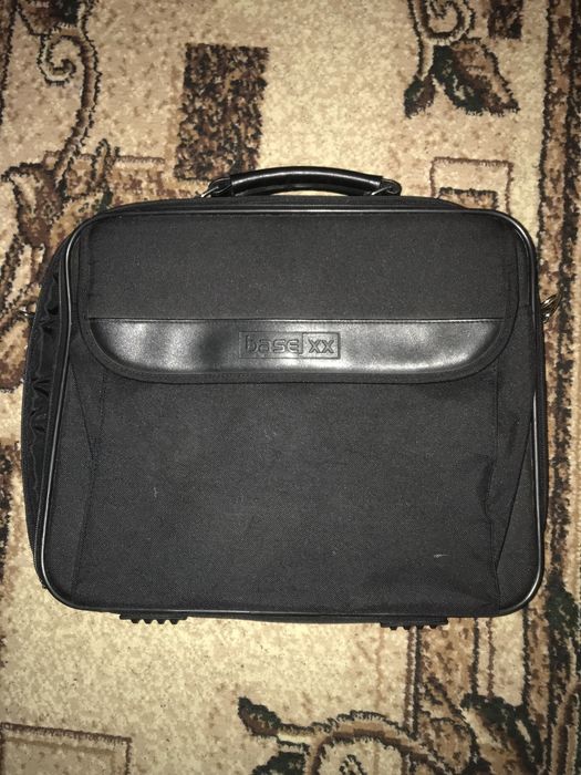 Продам сумку для ноутбука