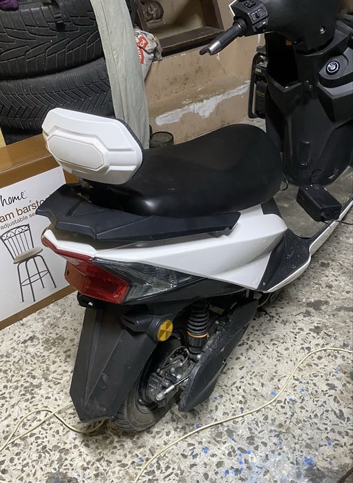 Продаж електро скутера