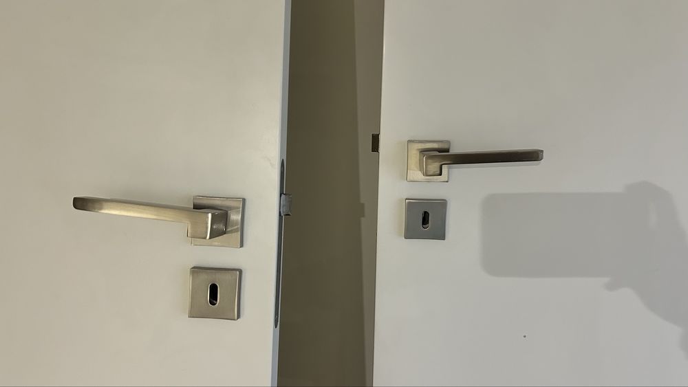 Portas interiores lacadas brancas