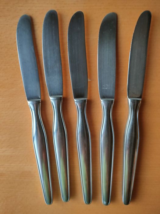 Conjunto de talheres inox.