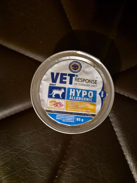 Mokra karma dla kota VET RESPONSE Hypoallergenic Mono Indyk  9 szt.