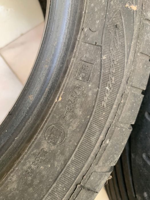 Pneu único Goodyear Eagle F1 195/50 R15 82V usado