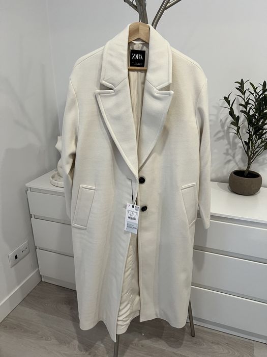 Sobretudo cru Zara