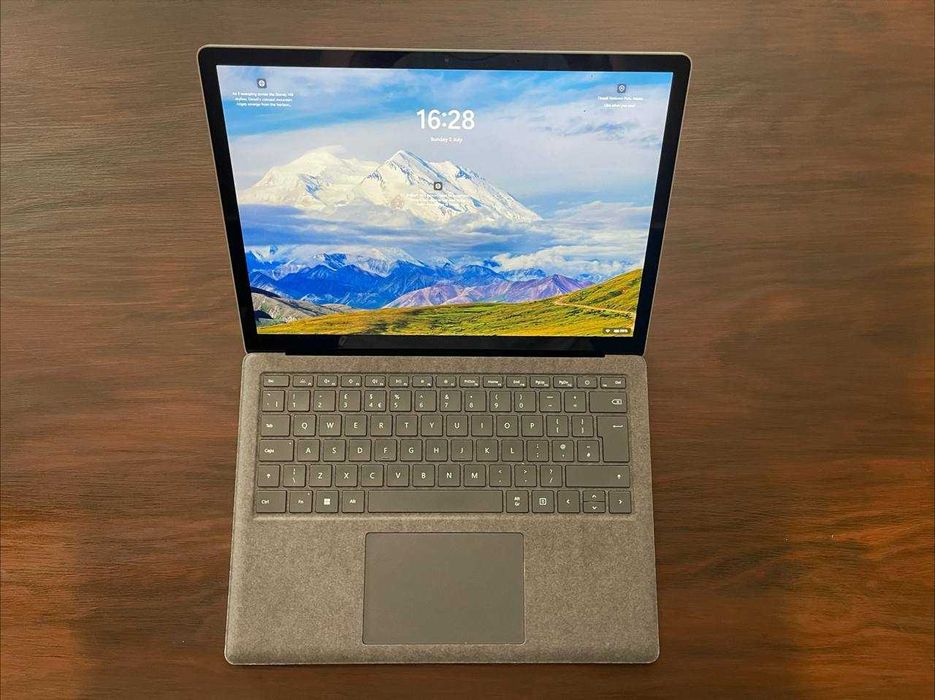 Surface Laptop 3 13.5" i5 | 8GB | SSD 1TB (upgrade) — Excelente Estado