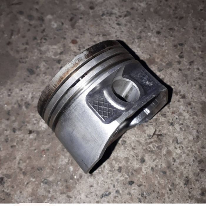 Продам поршні Опель Кадет 1,4