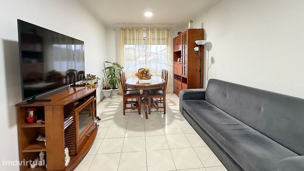 Apartamento T3 para venda — Vialonga, Lisboa