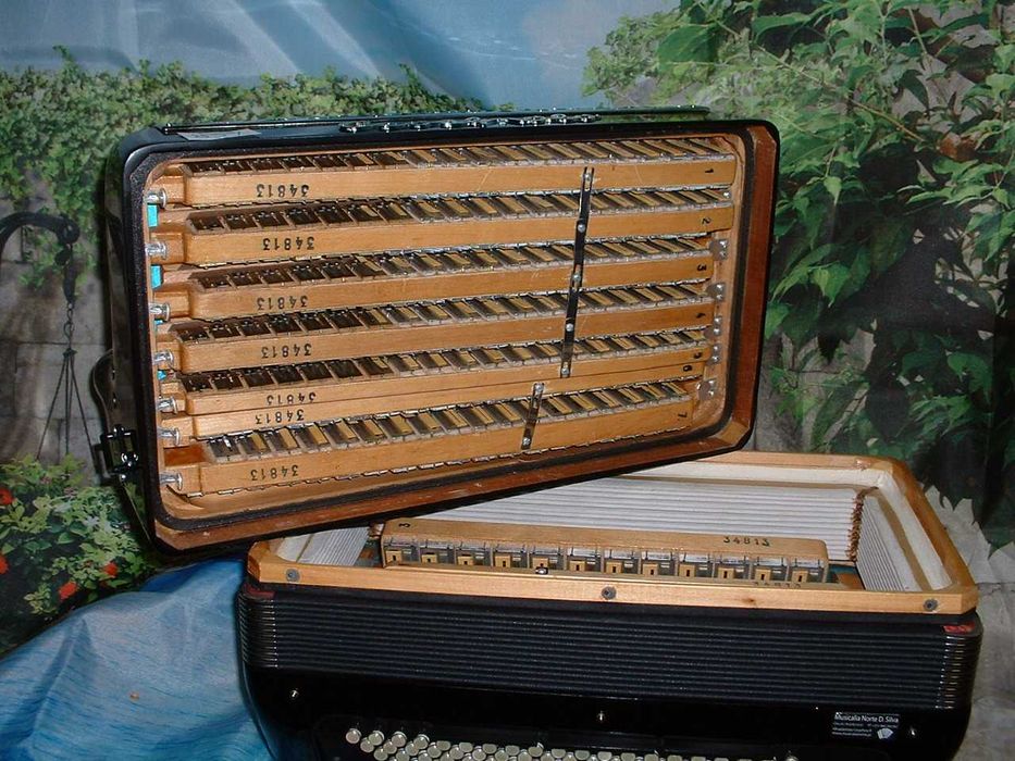 Avenda Acordeao G , N. 857