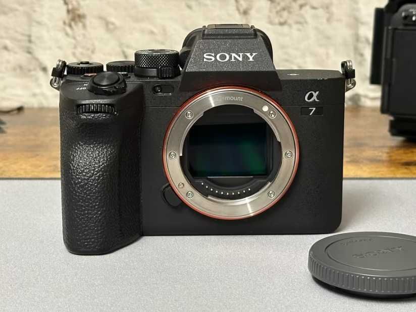 Sony A7 IV (ILCE-7M4)