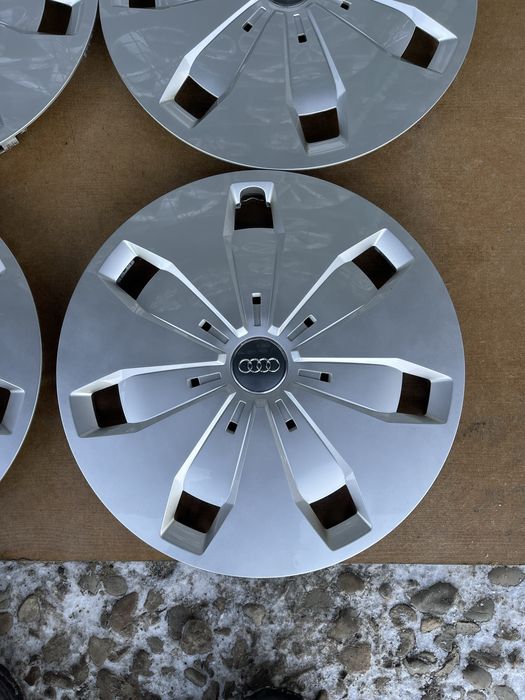 Ковпаки r16 Audi оригінал покришки