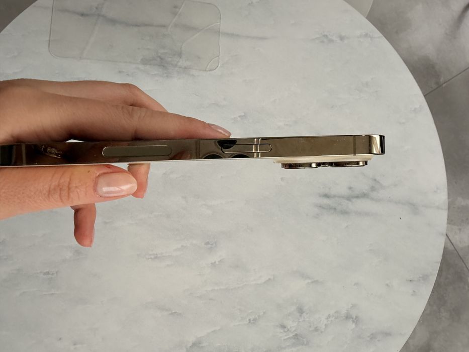 telefon iPhone 14 Pro