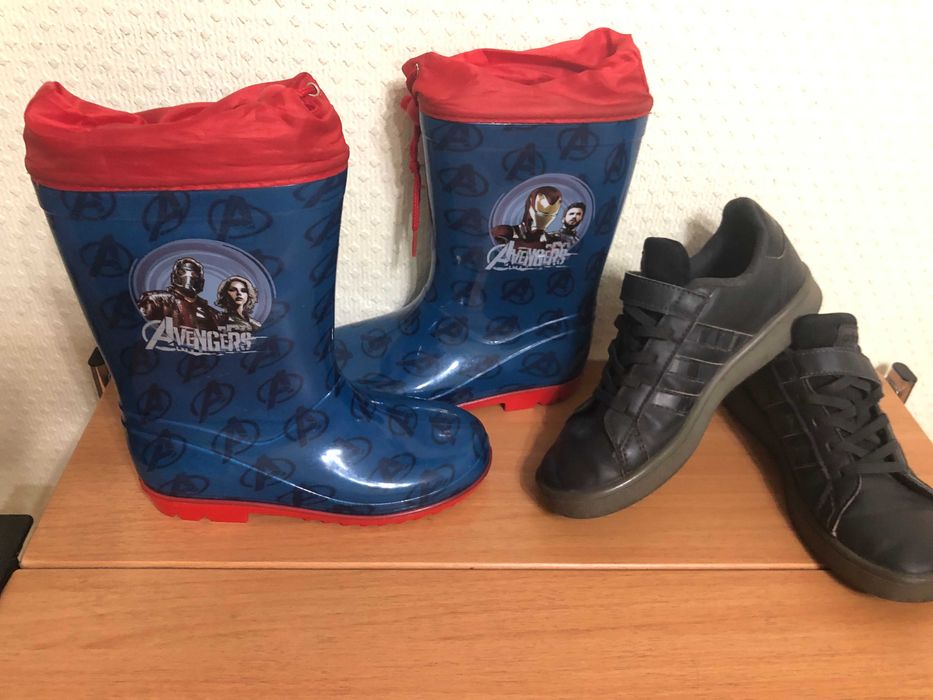 Кроссовки adidas 31-33-34р 20-20,5-21 см резиновые сапоги