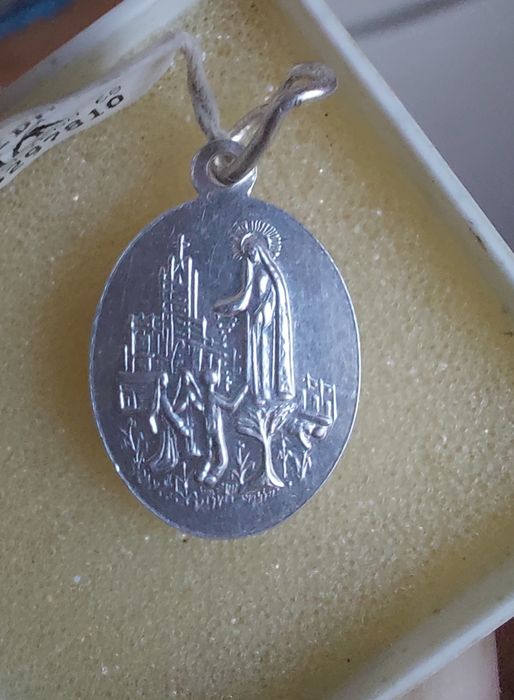 Medalik pr. 925./2.0gram. Matka Boska Fatimska
