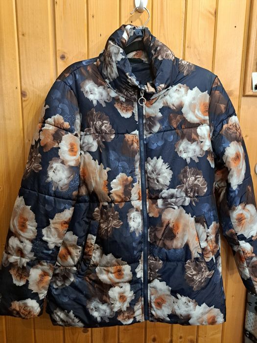 Kurtka w kwiaty rozm.M