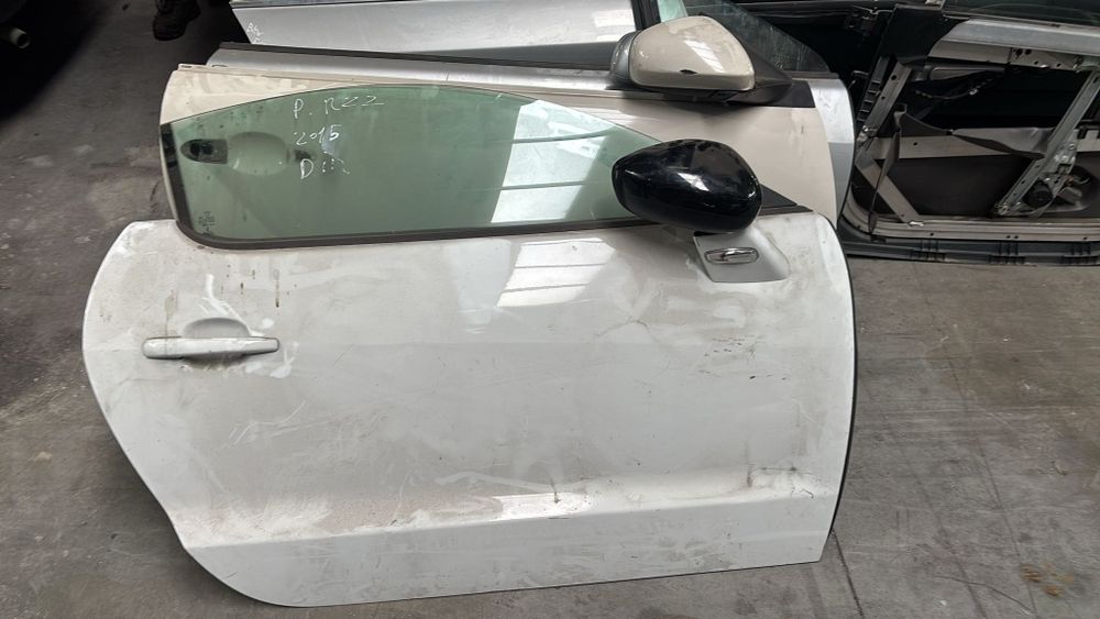 Porta Direita Peugeot RCZ (2010-2015) - Completa - Branca