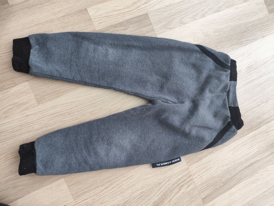 Spodnie dresowe rozmiar 110
