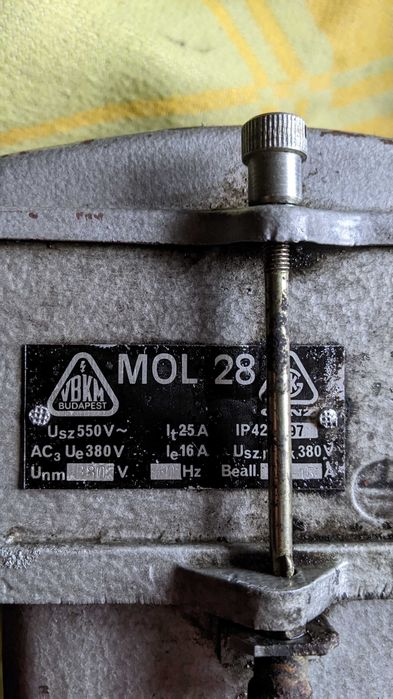 Mol 28 stycznik olejowy włącznik, wyłącznik