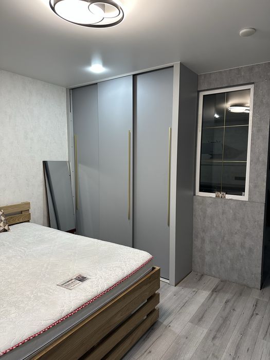 Оренда частини будинку (Центр)