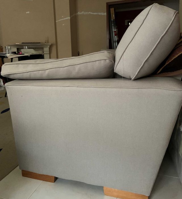 Sofá 3 lugares super confortável