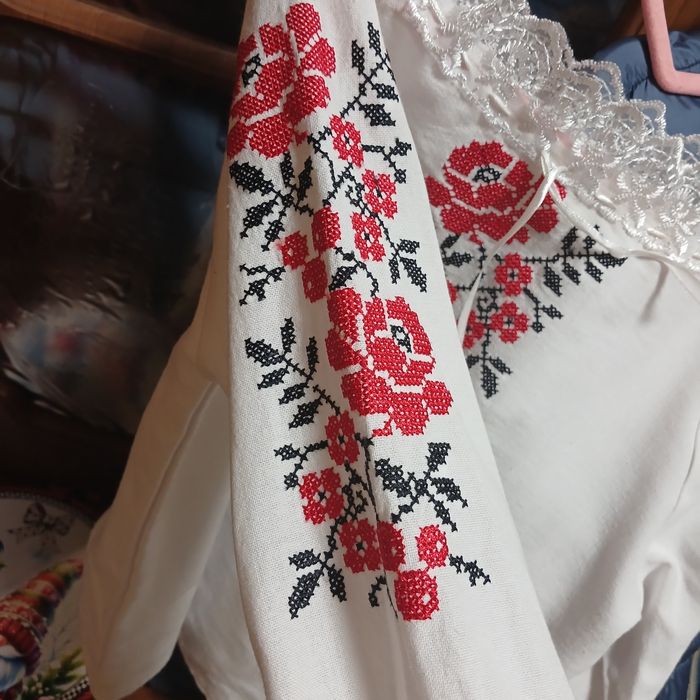 Вишиванка для дівчинки