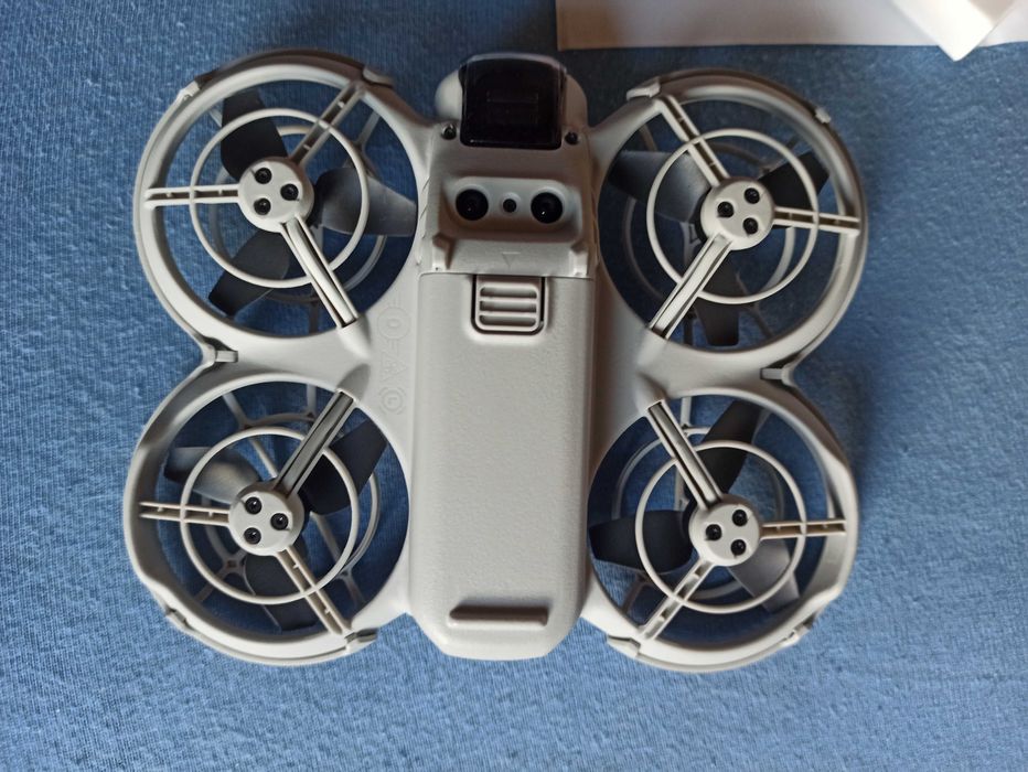 Dron DJI NEO - Stan idealny