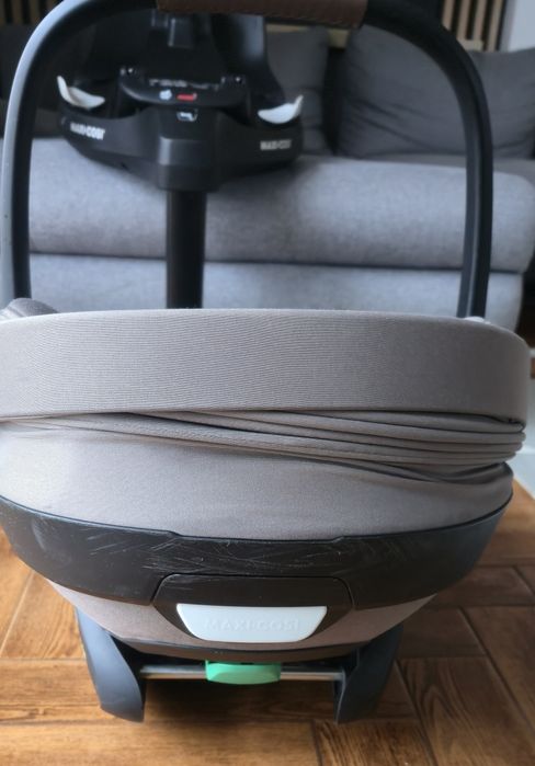 Fotelik samochodowy Maxi Cosi pebble pro2 + baza familyfix 360 pro