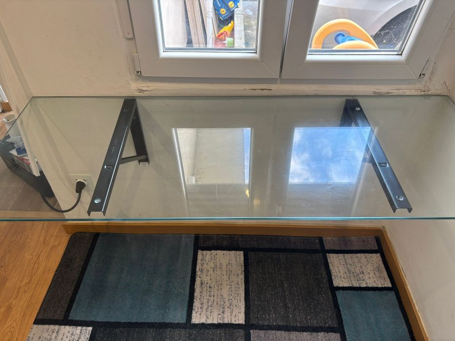 Secretária de vidro