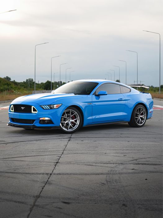Ford mustang 2017