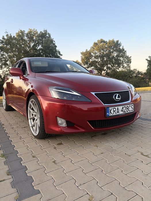 Lexus is 250 2007 rok