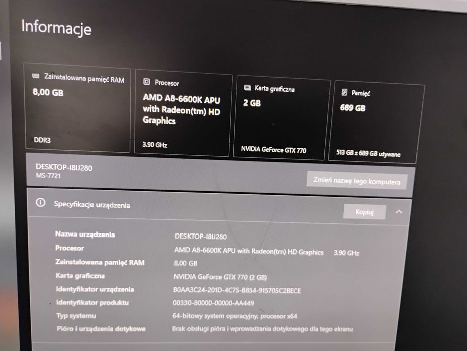 Komputer stacjonarny.