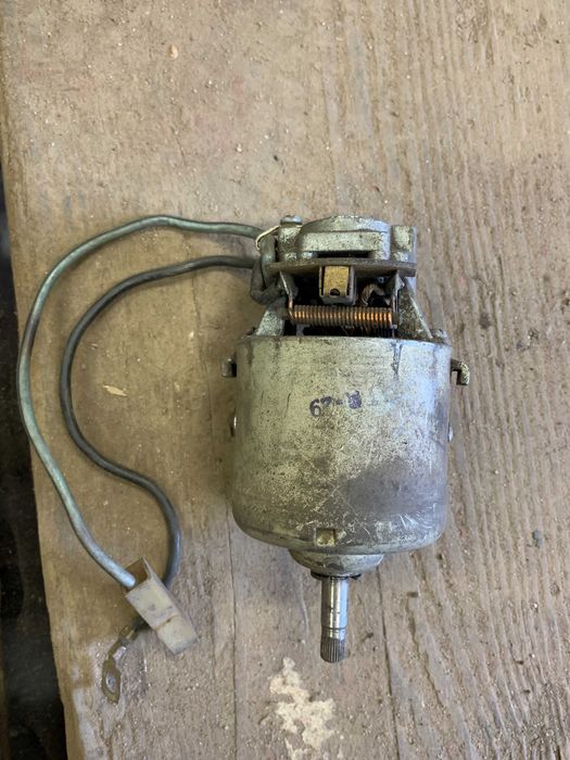 Электродвигатель електродвигун