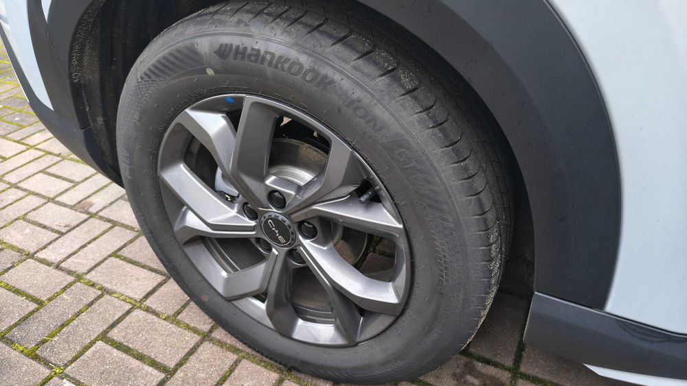Opony 215/60R17 96H Hankook iON GT SUV 4 szt. po 2 tyś km