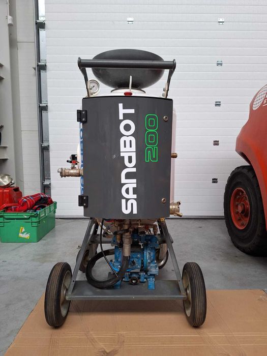 Hydropiaskarka Sandbot piaskowanie na mokro
