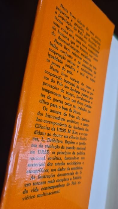 Livro "A URSS: Uma Família de Povos", 1981