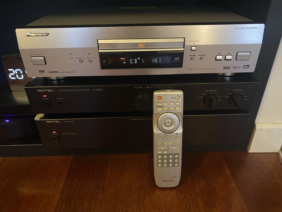 Pioneer DV-668AV CD DVD