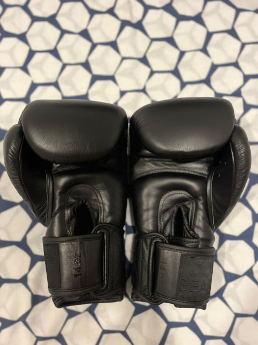 Luvas de Kickboxing Joya Strike - Preto + Joya Velcro Boxing Band