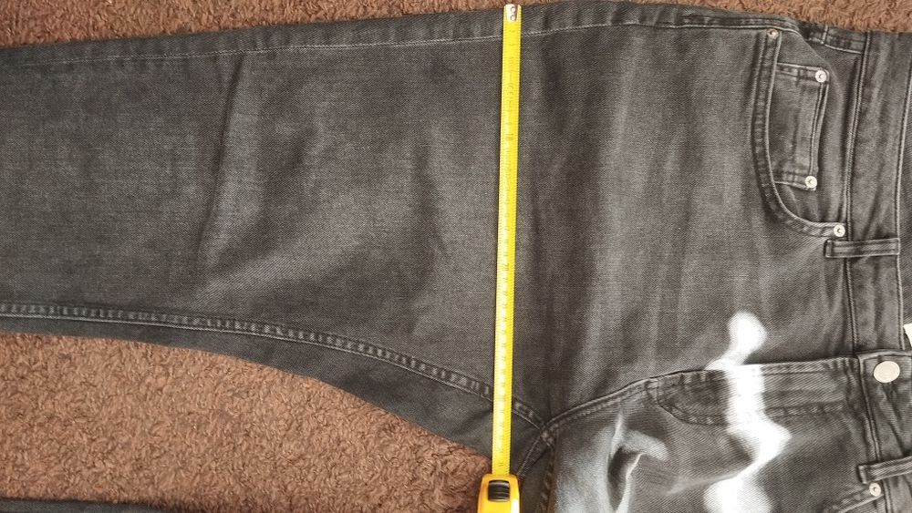 Jeansy Pull&bear,jak nowe , rozm 48.Polecam.
