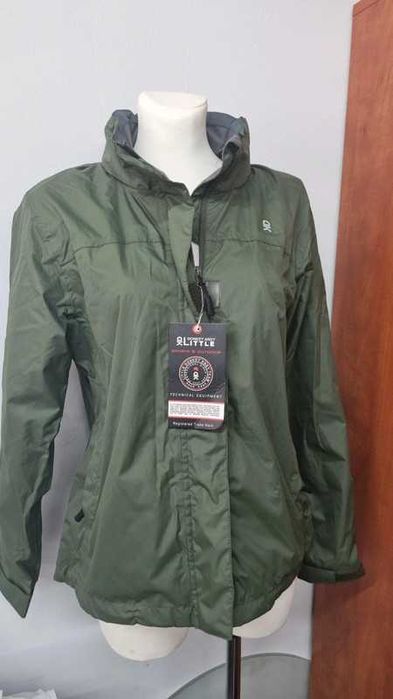 Lekka kurtka damska wodoodporna trekkingowa, kaptur membrana SPF Roz M