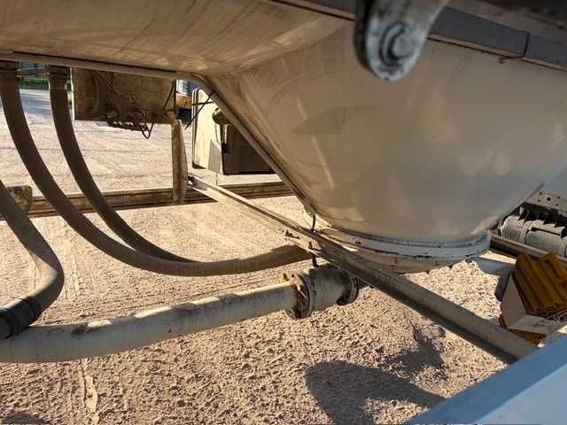 cementonaczepa SPITZER 39 m3 2013 rok super stan cesja